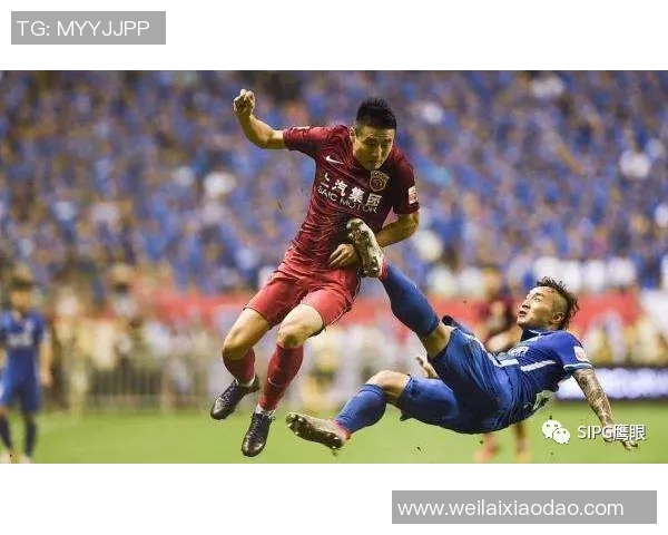 成都足球队灵活性引发热议球迷与专家观点交锋分析